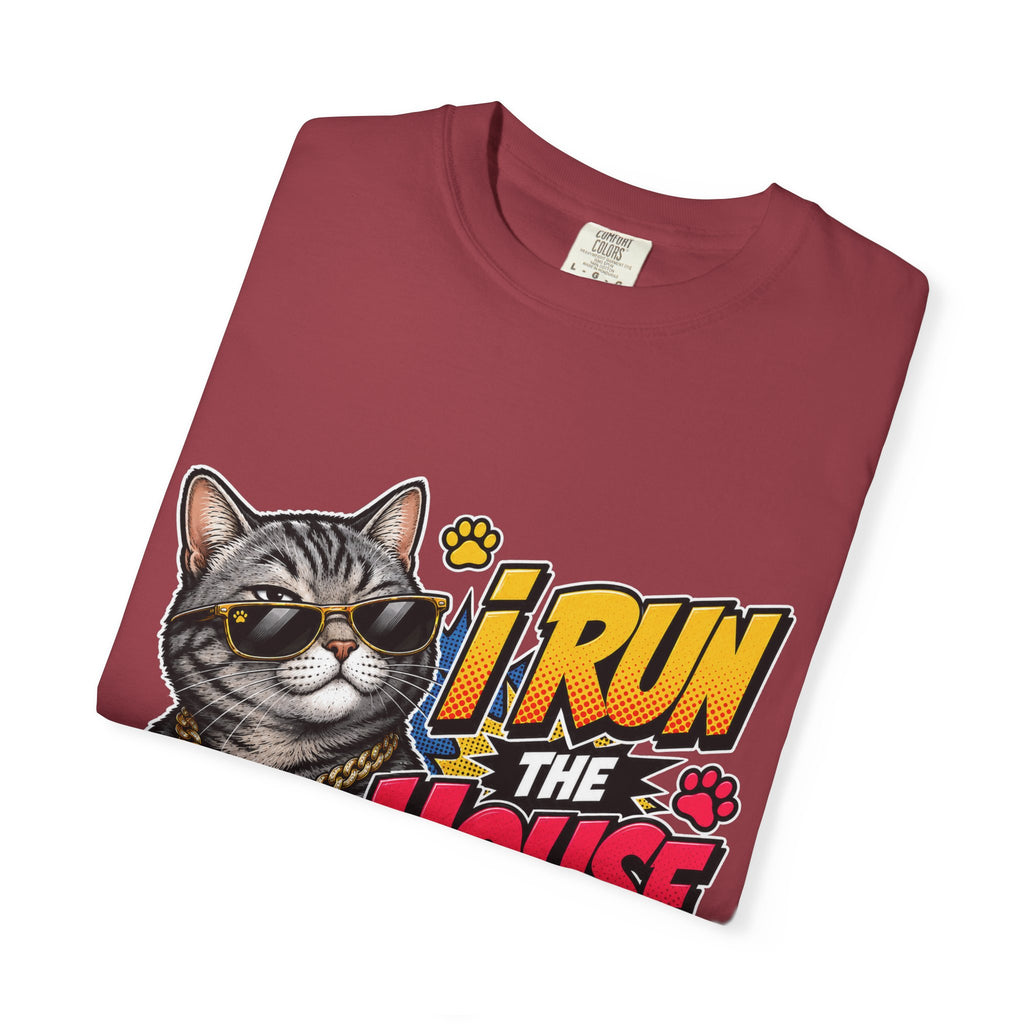 I Run the House By the Way Cat T-Shirt