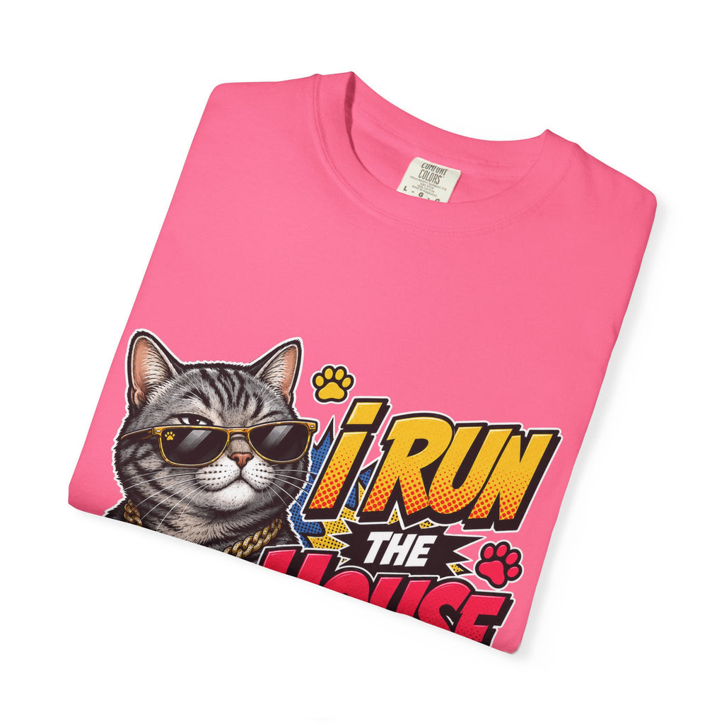 I Run the House By the Way Cat T-Shirt