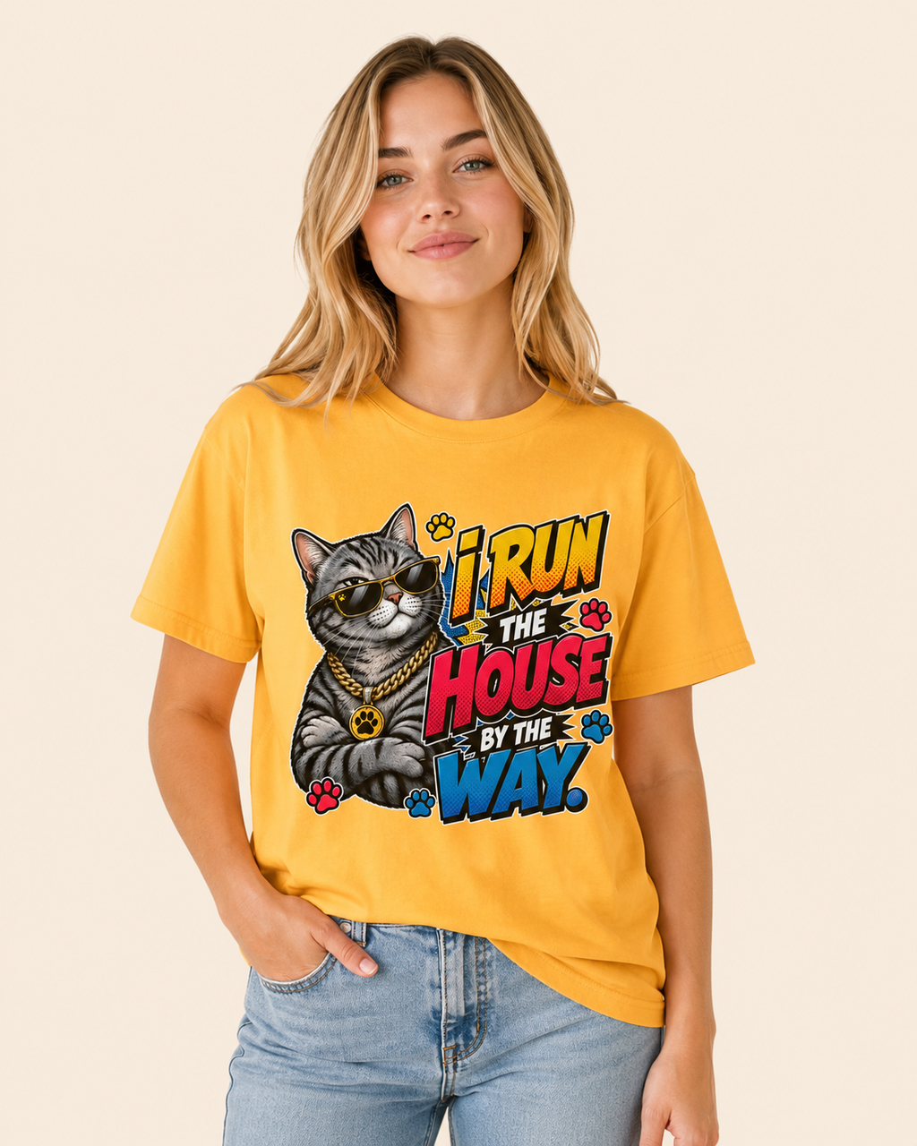 I Run the House By the Way Cat T-Shirt